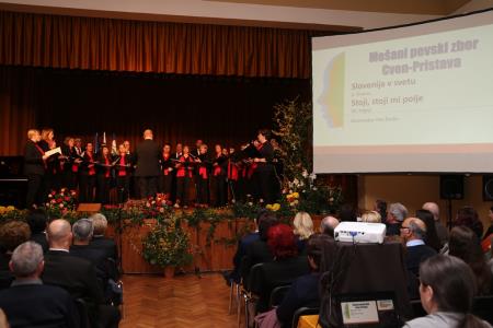 Predsednik Republike Slovenije Borut Pahor na prireditvi ob mednarodnem dnevu maternega jezika na Razkrižju 91